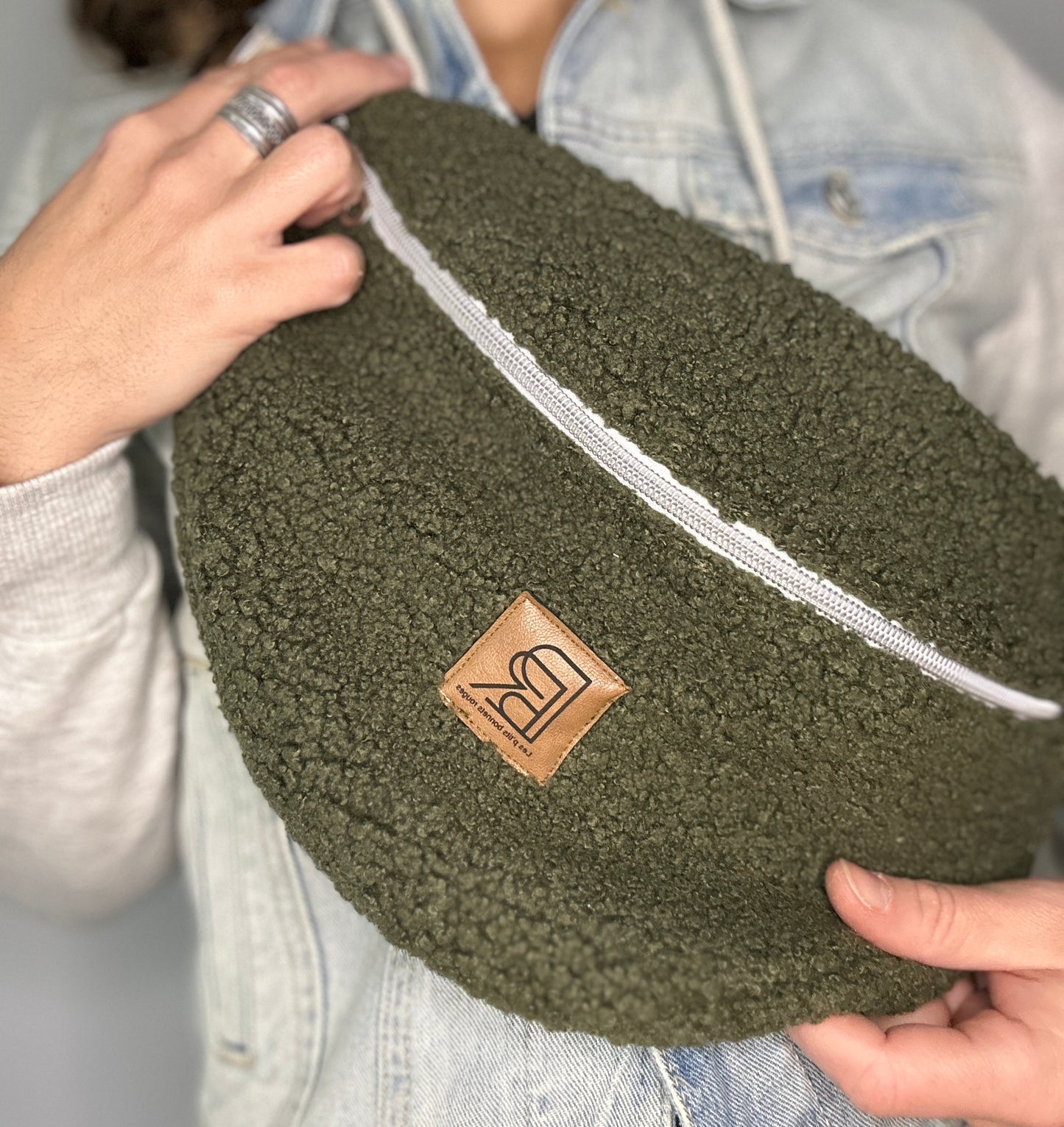 Sac banane bouclette